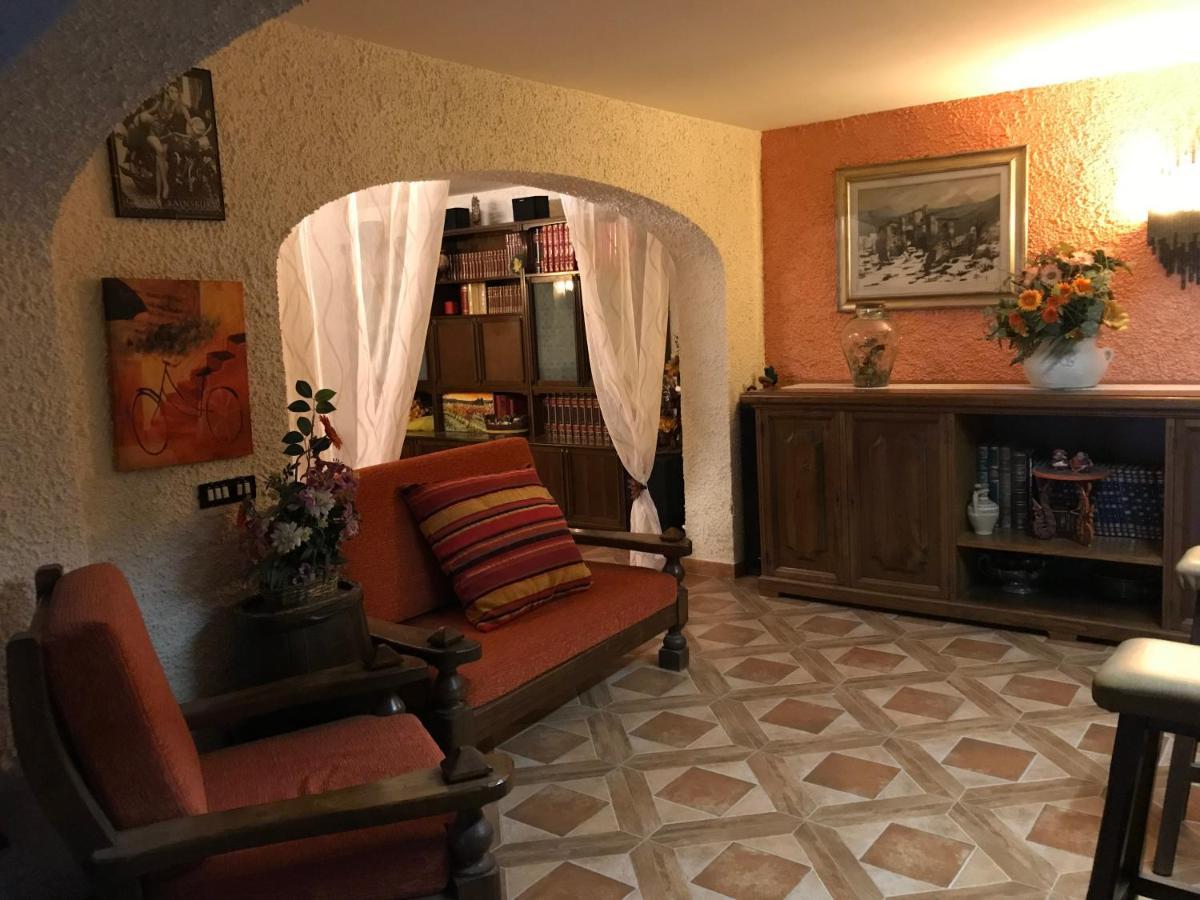 Casa Vacanze Neri スカンディッチ エクステリア 写真